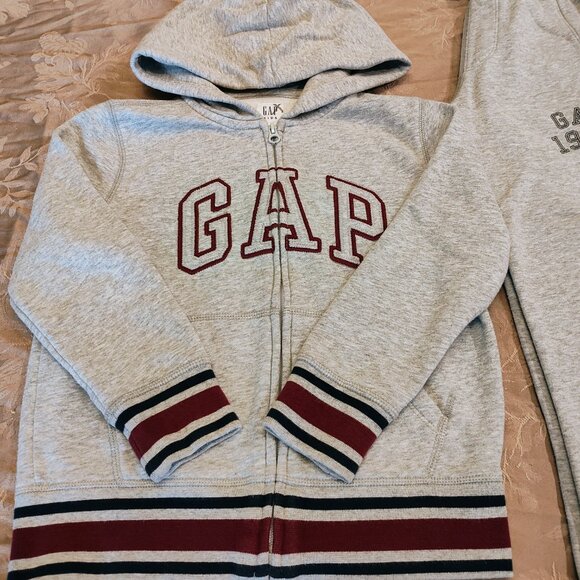 Gap Sweatsuit Three Piece Bundle, Size S (6-7), Excellent Used Condition! (EUC) - Picture 3 of 7